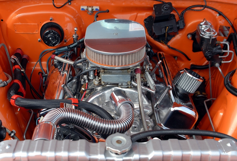 garagiste-FORCALQUEIRET-min_car-engine-1738309